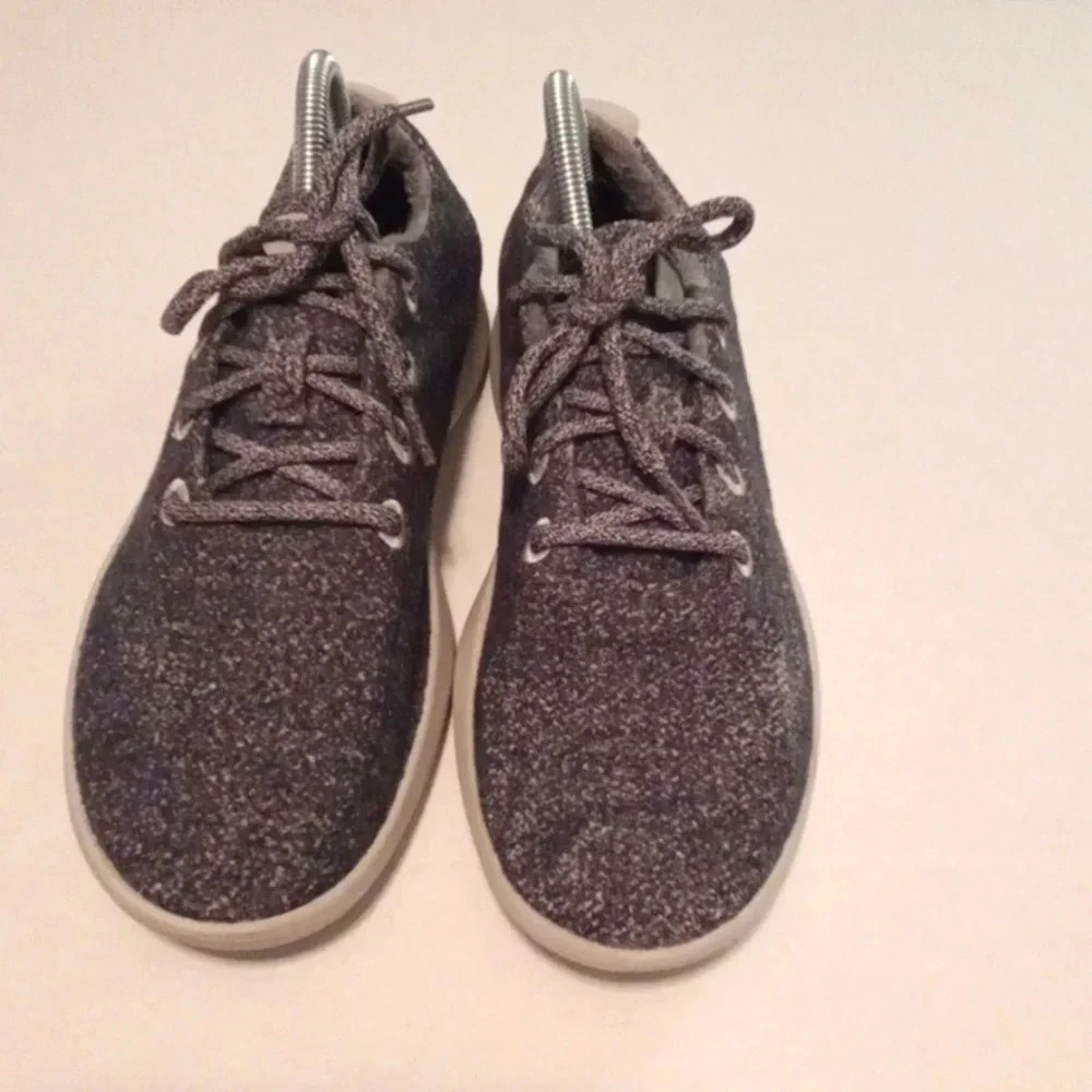 Allbirds lace up wool runners shoes size 10 women